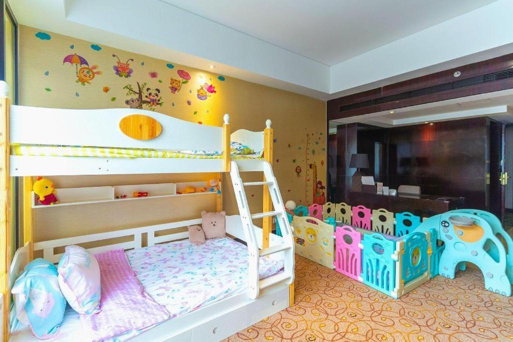 New Century Grand Hotel Xuzhou Exteriör bild