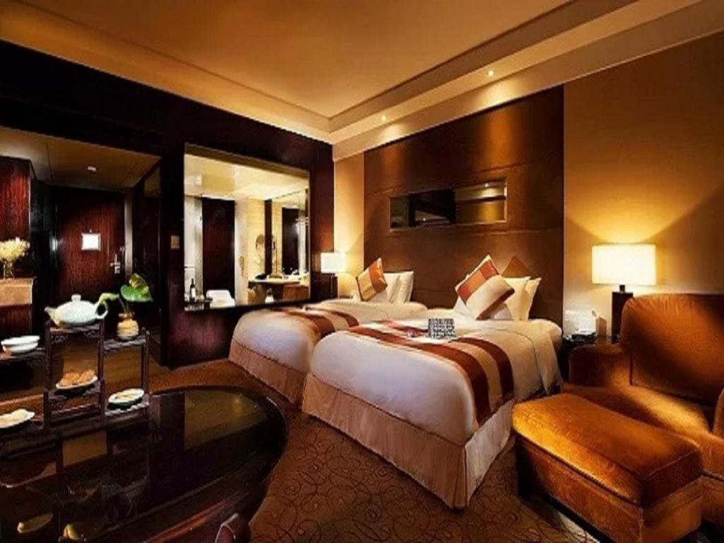 New Century Grand Hotel Xuzhou Exteriör bild