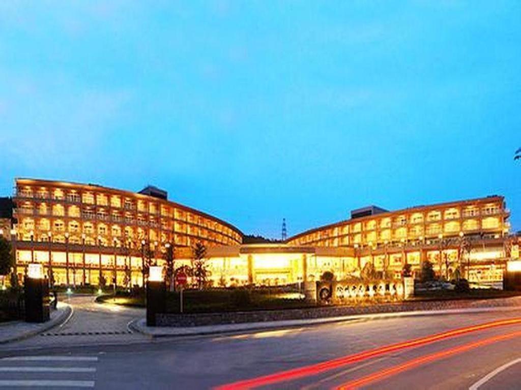 New Century Grand Hotel Xuzhou Exteriör bild