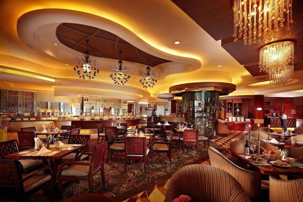 New Century Grand Hotel Xuzhou Exteriör bild